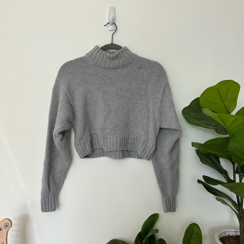 Aritzia Wilfred Free Gray Turtleneck Crop Harper Sweater XS